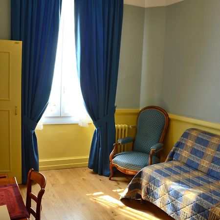 Hôtel Colombet Nyons Kamer foto